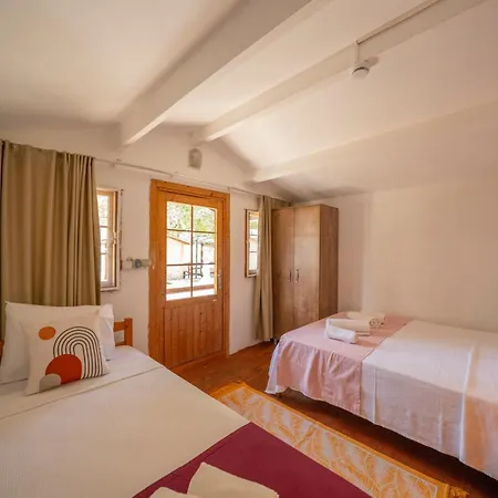 La Dia Faralya פאטהיה